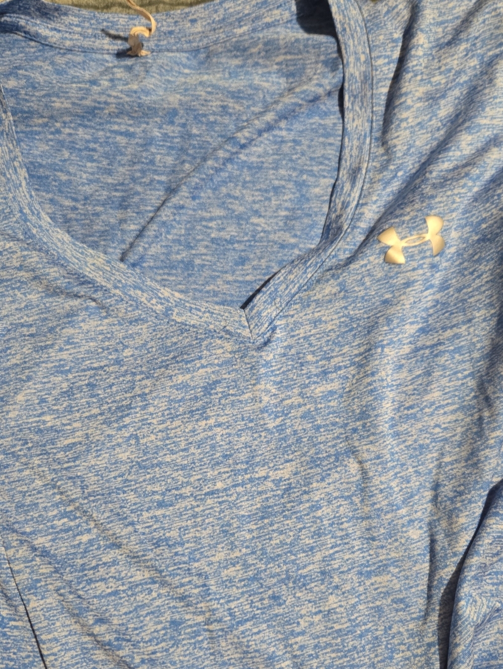 Under Armour Women's Blue Heather Rd V-Neck Performance Tee